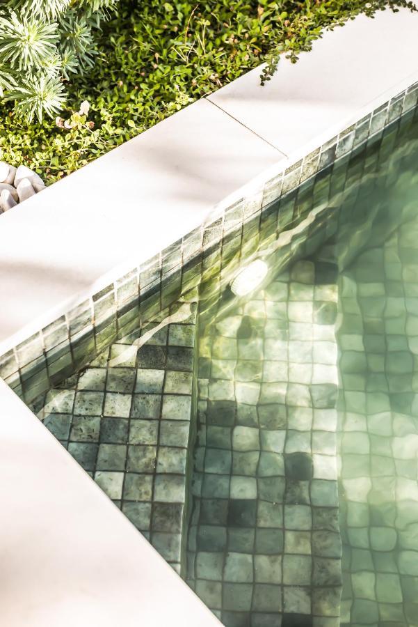 Suites 23 Cassis Luaran gambar
